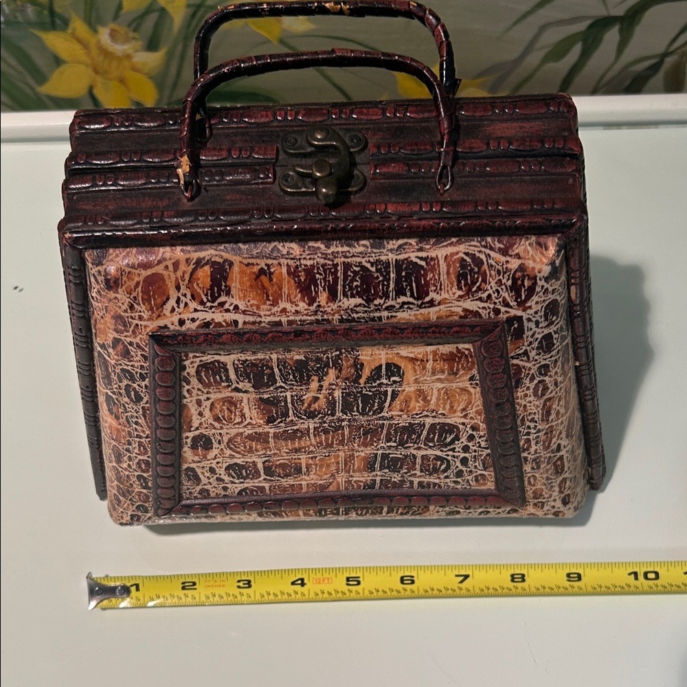 Vintage Faux Croc-Embossed Trapezoid Top-Handle Wood Bag in Brown - Picture 8 of 11